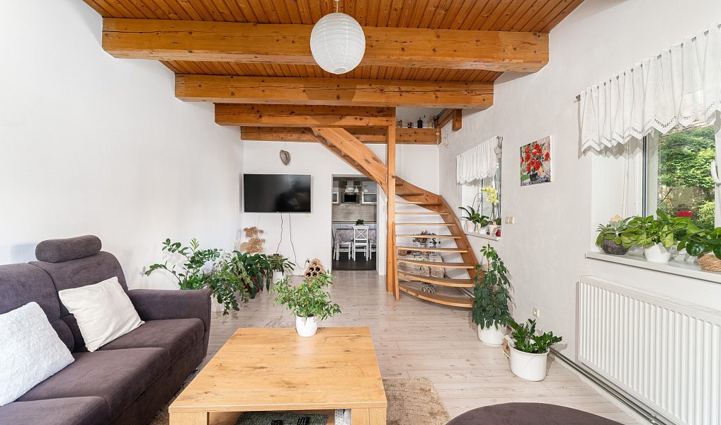 Prodej domu 520 m² s pozemkem 1 414 m², Cheb – náhled fotky 8