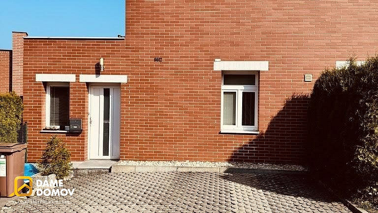 RD Lesní čtvrť 97 m², vlastní zahrada 151 m², terasa a 2 parkovací místa