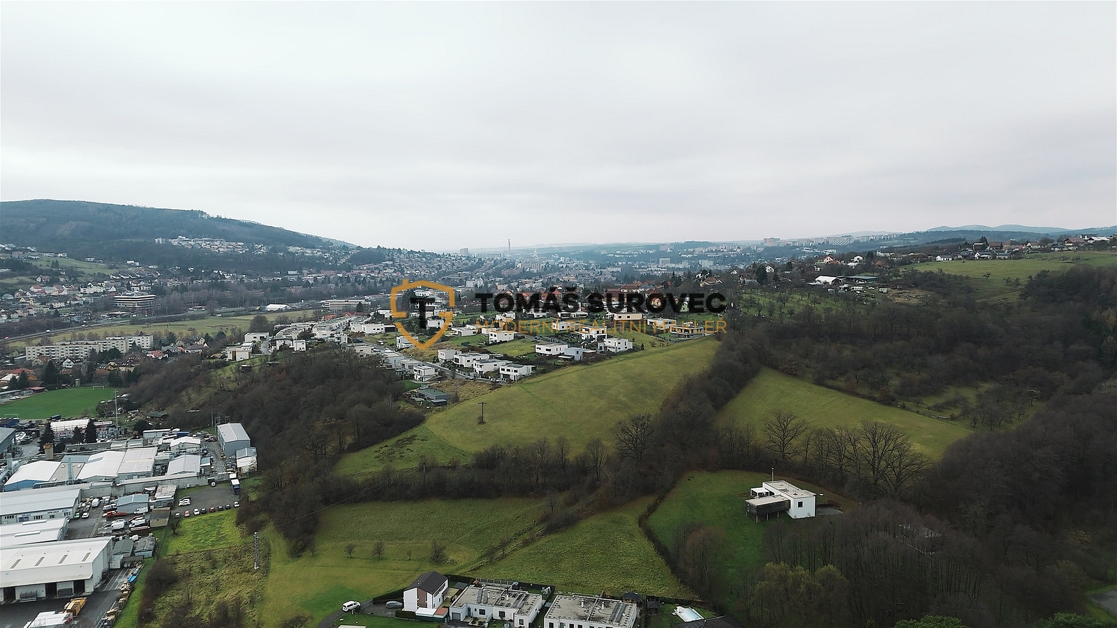 Prodej stavebního pozemku 686 m² – fotografie 5