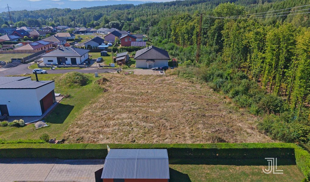 Prodej stavebního pozemku 2 075 m², Lomnice – náhled fotky 9