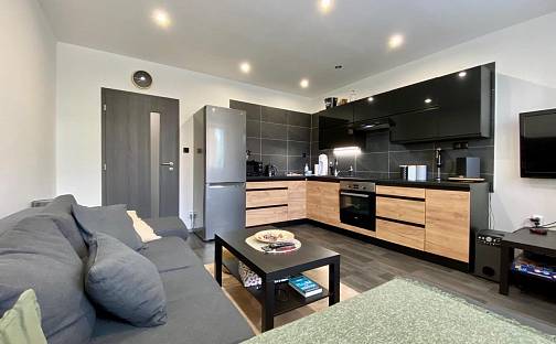 Pronájem bytu 2+kk 43 m², Hradecká, Česká Lípa