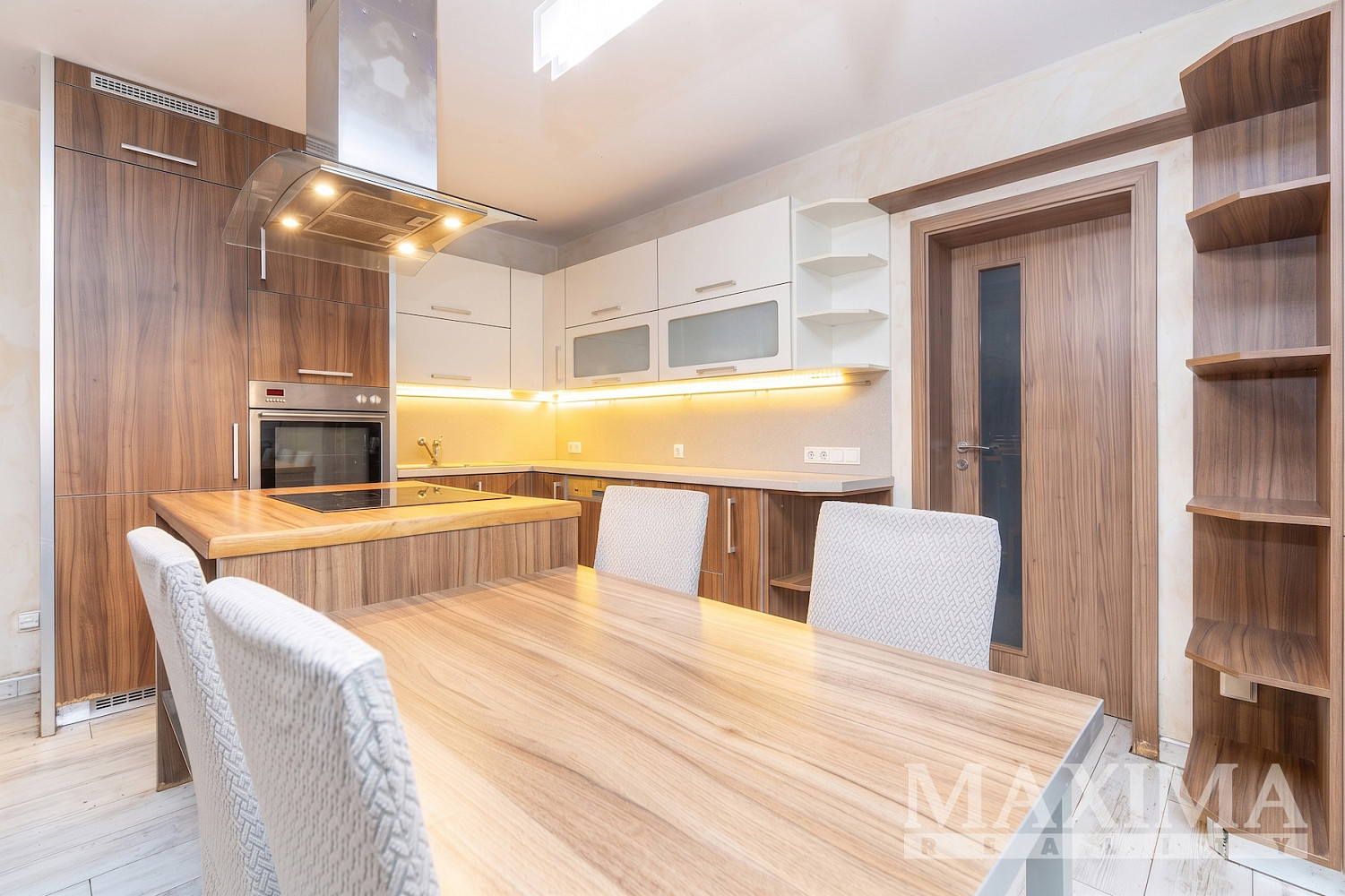 Prodej domu 215 m² s pozemkem 473 m²