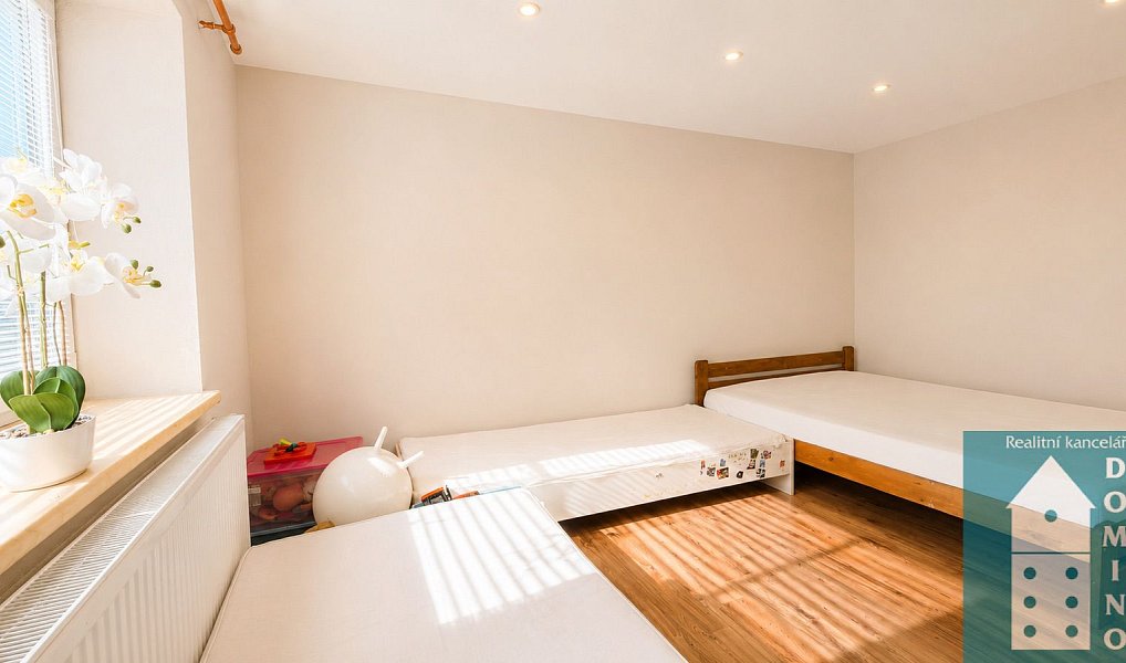 Prodej domu 241 m² s pozemkem 341 m², Halenkovice – náhled fotky 21