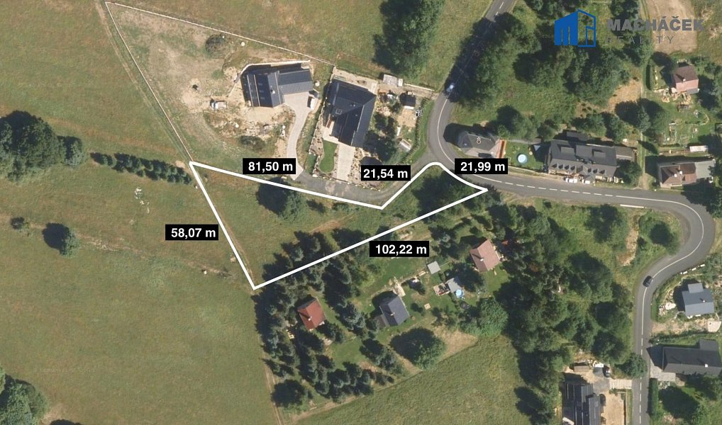 Prodej stavebního pozemku 2 350 m², Osek – náhled fotky 2