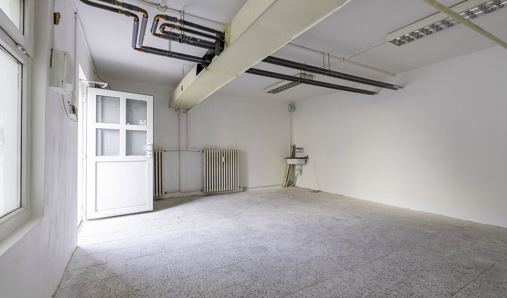 Pronájem obchodních prostor 22 m², Most – náhled fotky 3