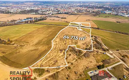 Prodej komerčního pozemku 84 713 m², Jihlava