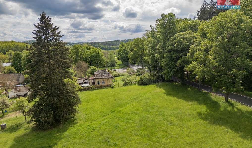 Prodej stavebního pozemku 1 246 m², Chudenice – náhled fotky 2
