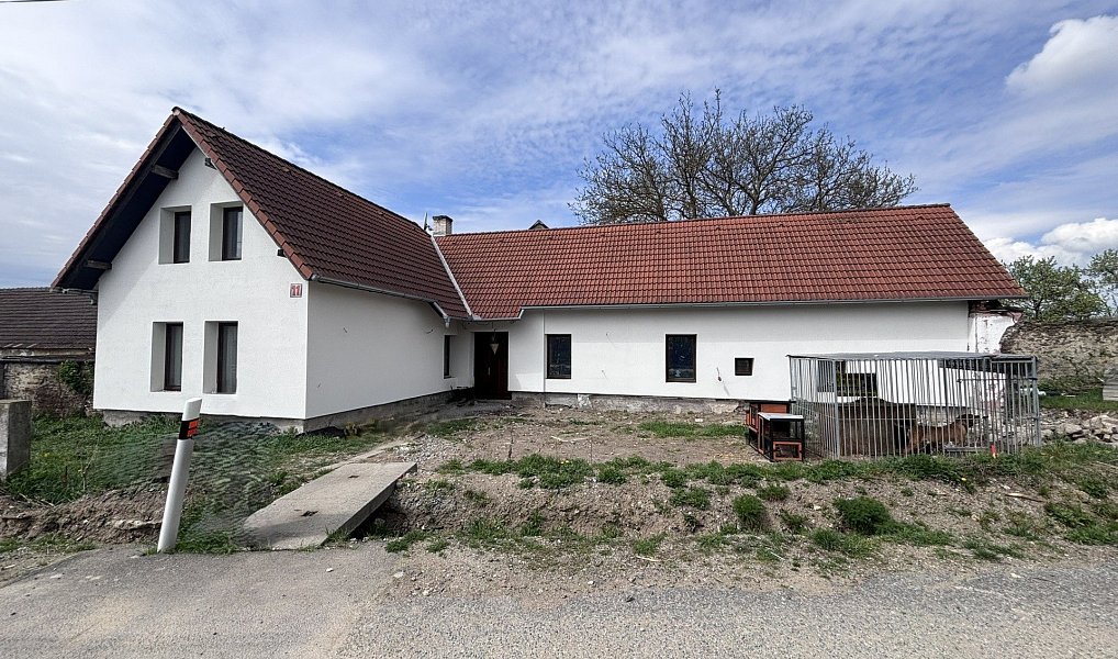 Prodej rodinného domu 195 m2 se zahradou 683m2 ve Střížově u Vladislavi, blízko Třebíče — foto 2