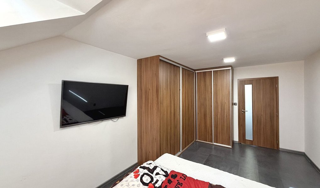 Prodej domu 466 m² s pozemkem 778 m², Chomutov – náhled fotky 45