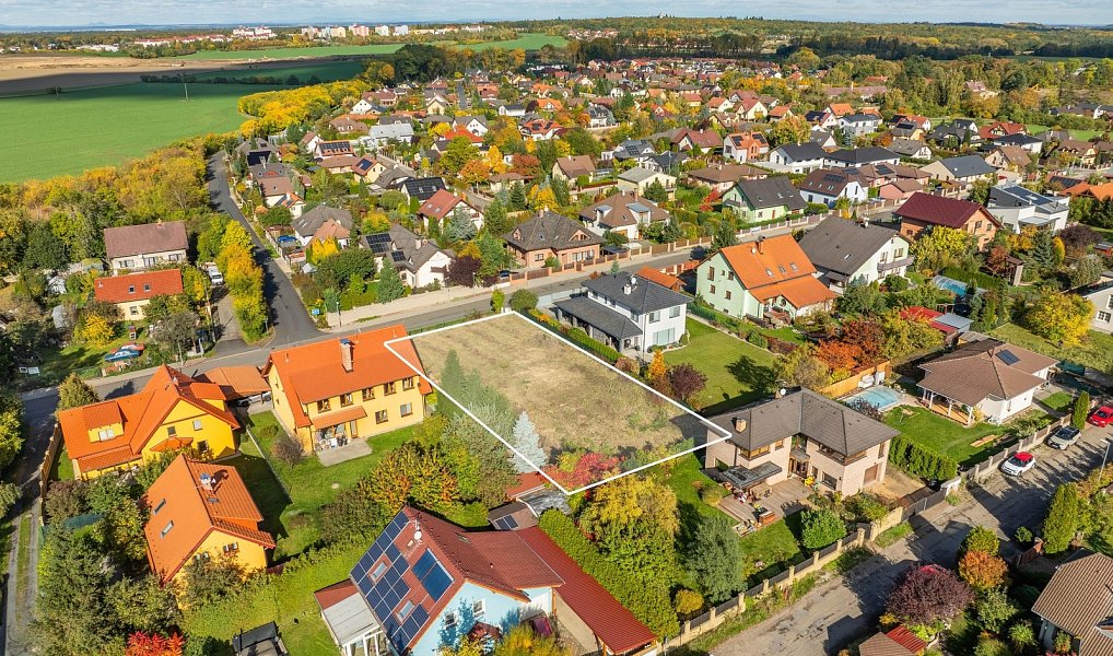 Prodej stavebního pozemku 1 014 m², Květnice – náhled fotky 2