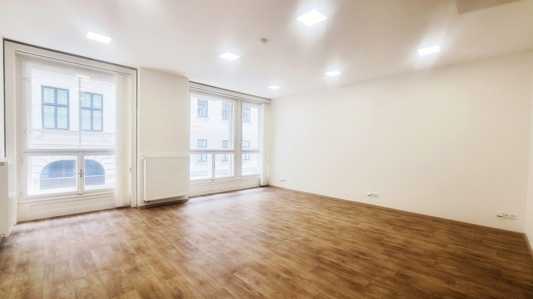 Pronájem kanceláře 51 m² — photo 5