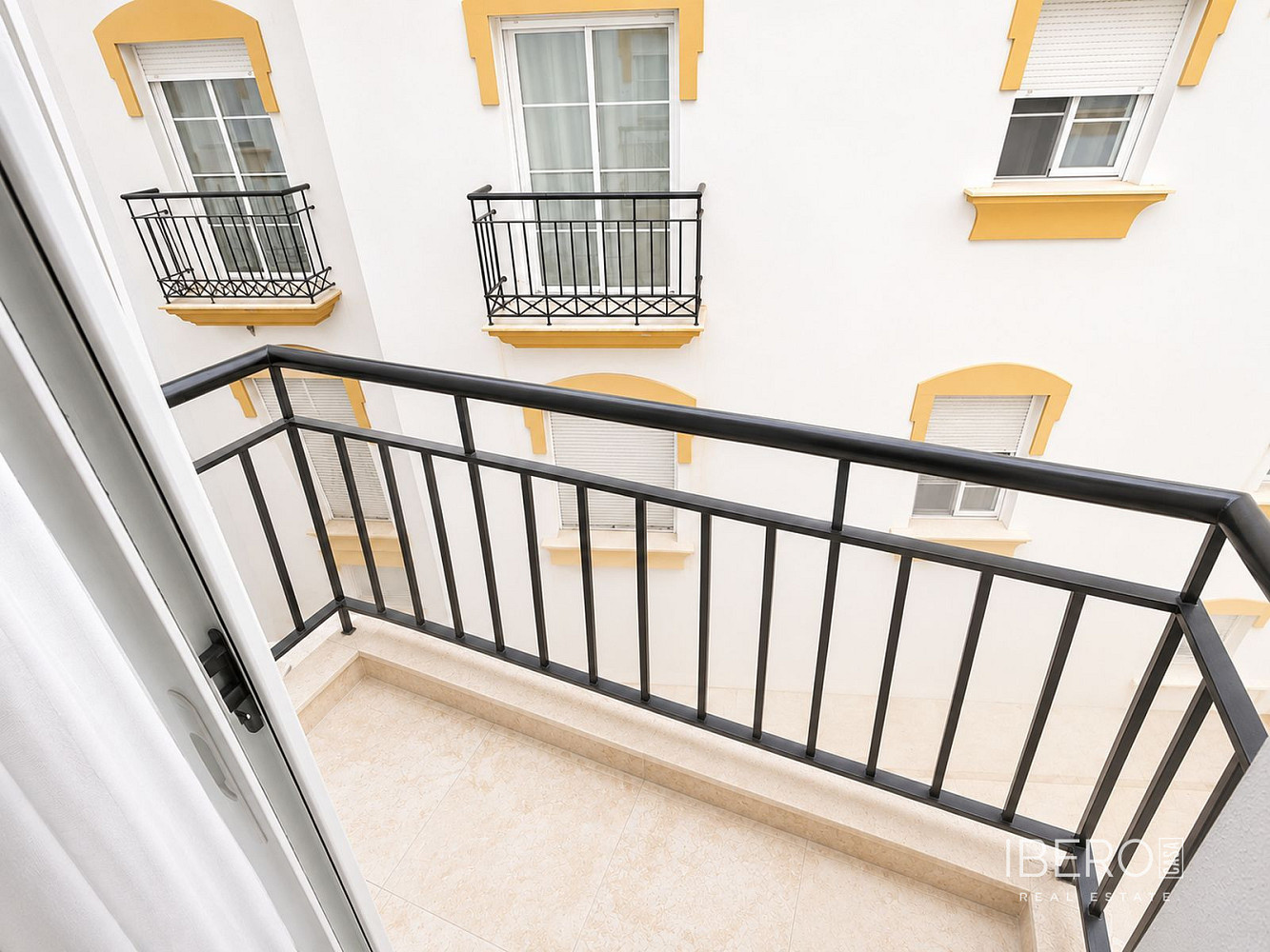 3+kk Apartment in Guaro, Sierra de las Nieves - Vista 4