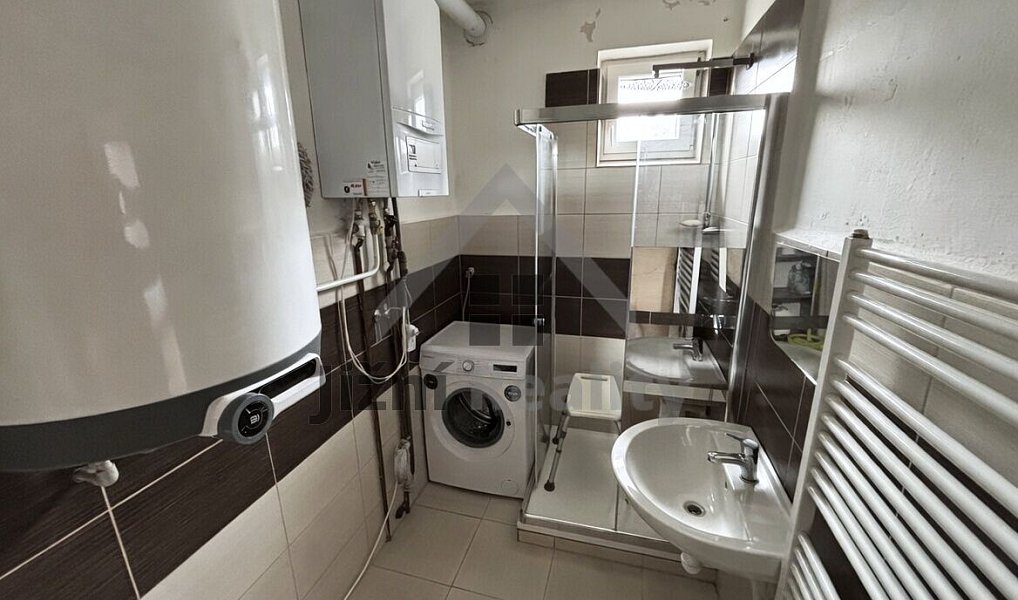 Prodej bytu 4+1 115 m², Nové Hrady – náhled fotky 9