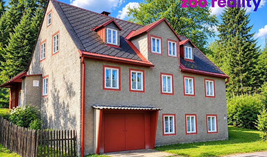 Prodej domu 200 m² s pozemkem 637 m², Vejprty – fotka 1 z 42