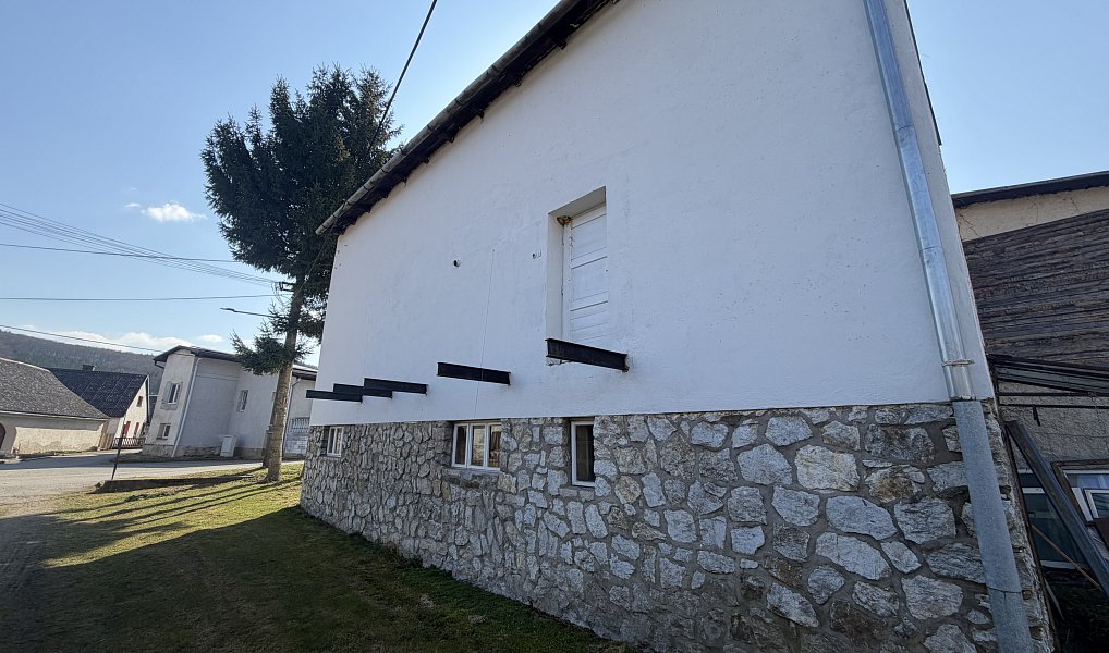 Prodej ubytovacího objektu 595 m², Bouzov – náhled fotky 14