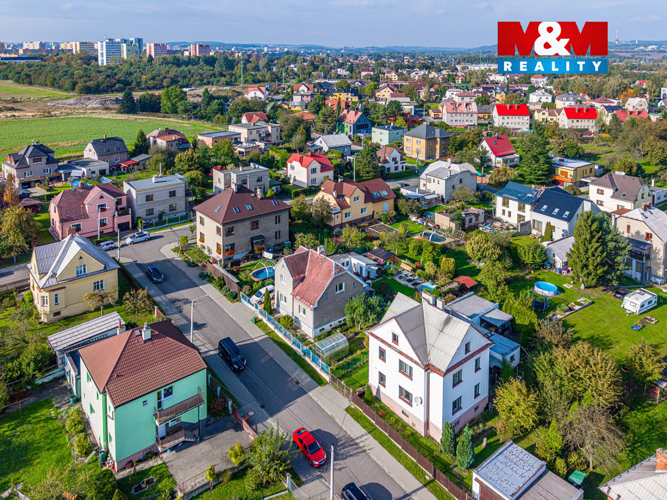 Prodej domu 350 m² s pozemkem 697 m² – fotografie 3