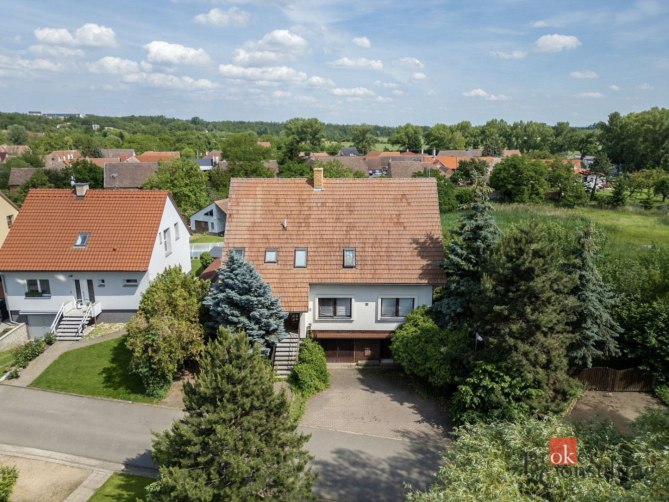 Prodej domu 402 m² s pozemkem 932 m² — photo 2