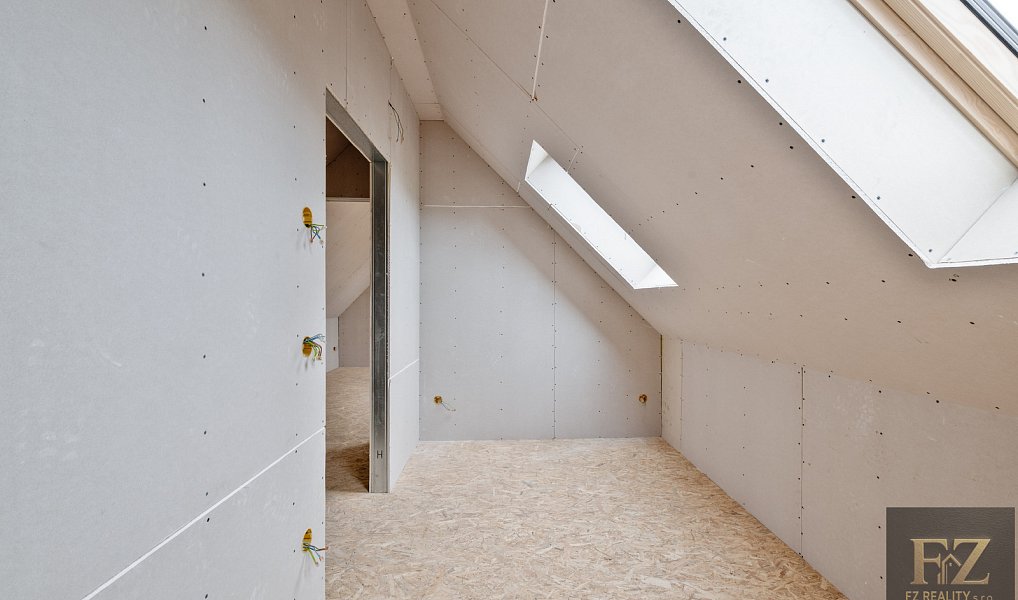 Prodej domu 220 m² s pozemkem 1 555 m², Řepeč – náhled fotky 27