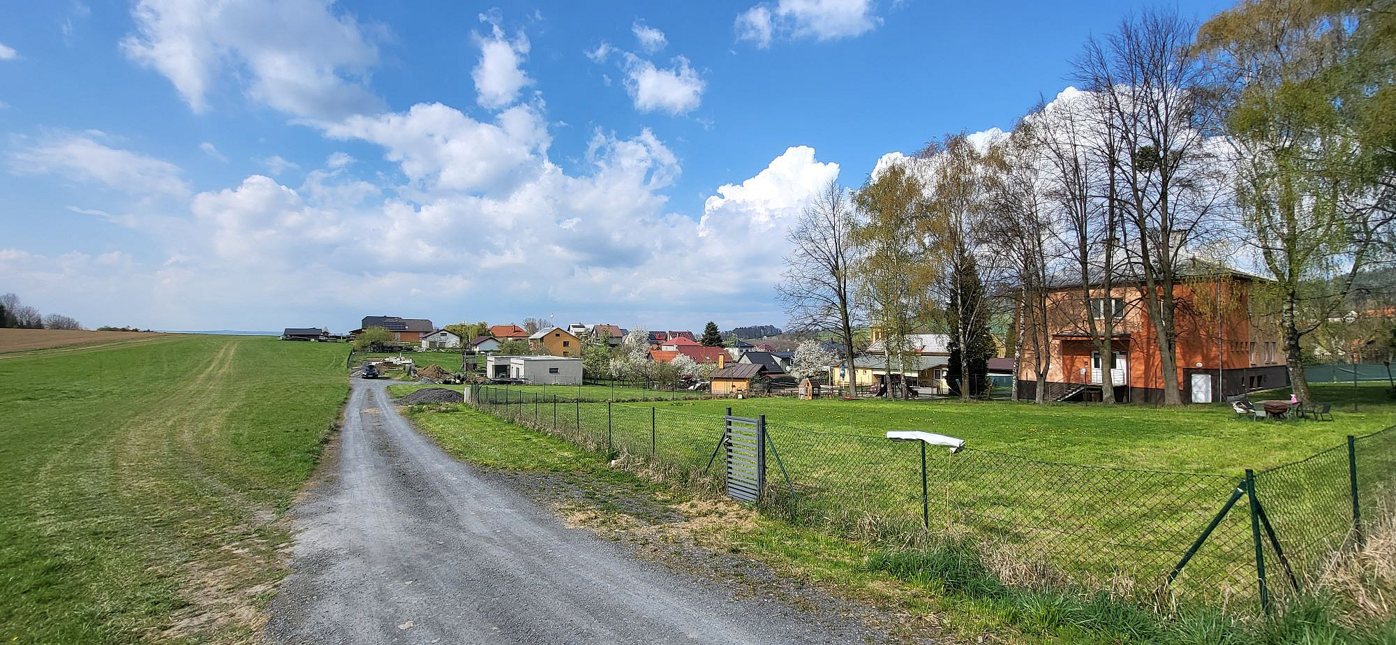 Prodej stavebního pozemku 1 156 m² – pohled 5