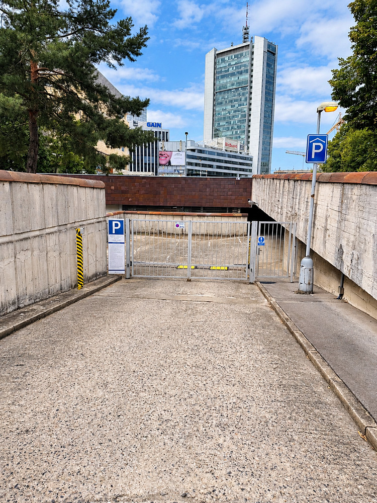 Pronájem garážových stání metro Pankrác – fotografie 2