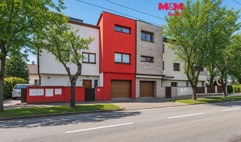 Prodej domu 150 m² s pozemkem 180 m², Hradec Králové – fotka 1 z 17