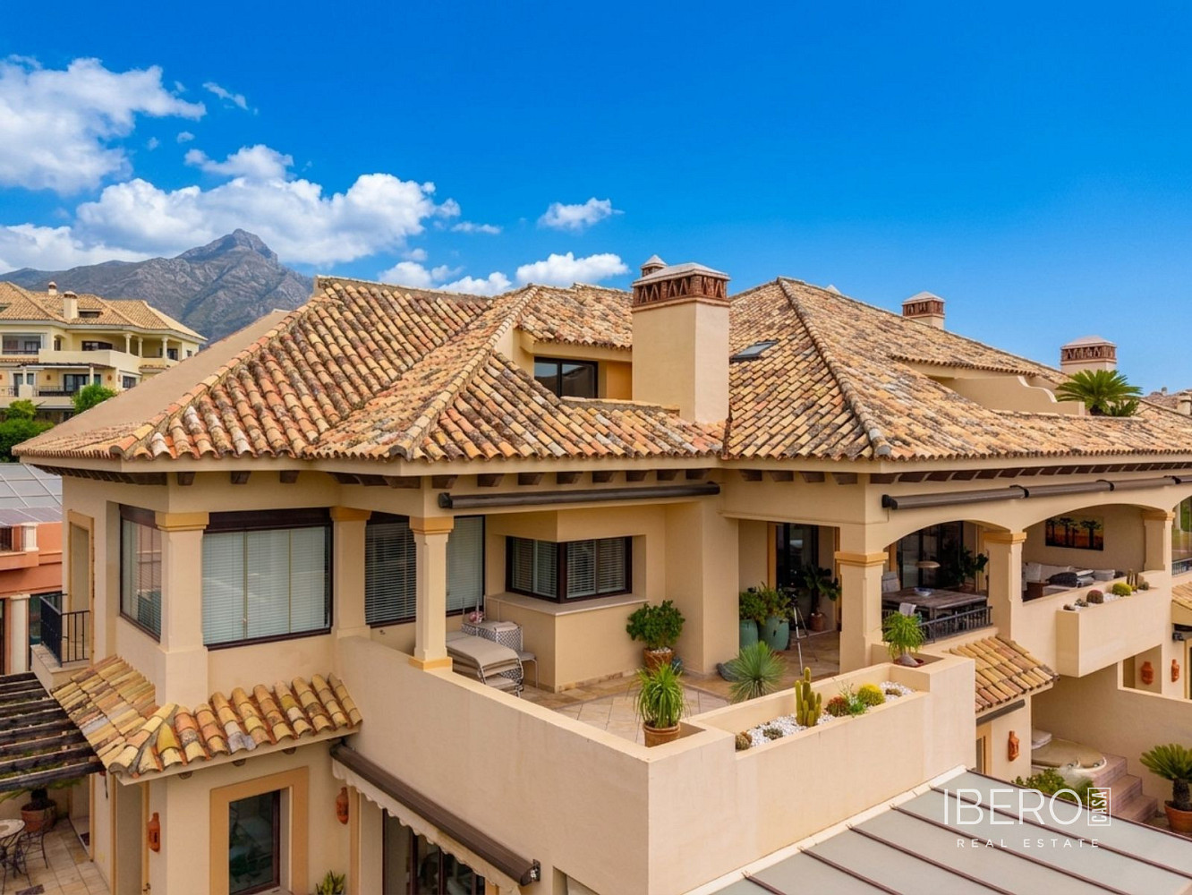 Pis 6+kk – Marbella, Nueva Andalucía - Més
