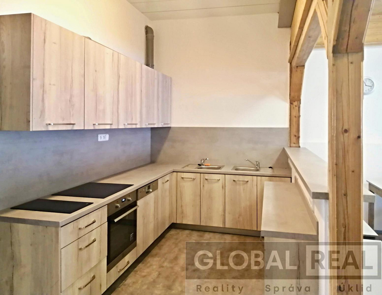 Pronájem ubytovacího objektu 310 m² – fotografie 4