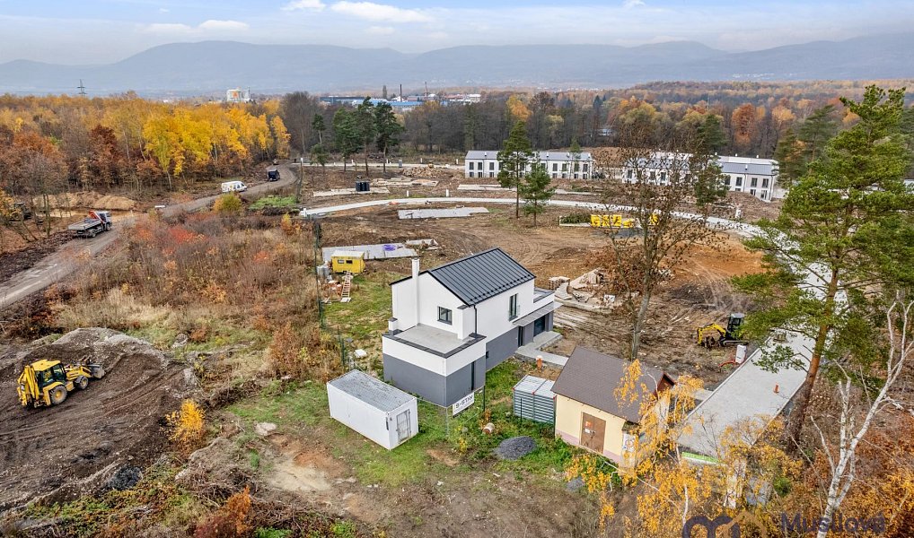 Prodej domu 150 m² s pozemkem 636 m², Újezdeček – náhled fotky 34