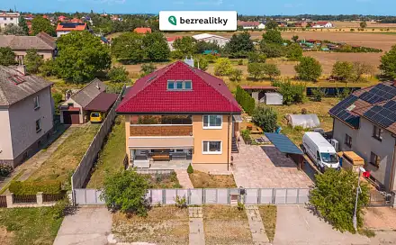 Prodej domu 150 m² s pozemkem 799 m², Hronkova, Hradec Králové - Plotiště nad Labem