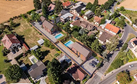 Prodej stavebního pozemku 1 941 m², Žampiónová, Praha 10 - Pitkovice