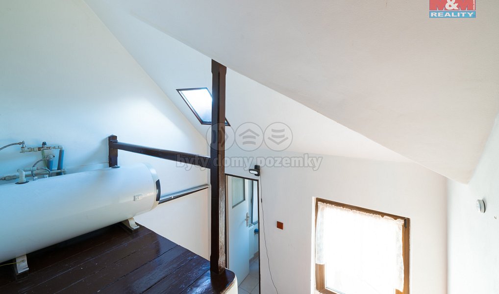 Prodej nájemního domu, činžáku 370 m², Aš – náhled fotky 16