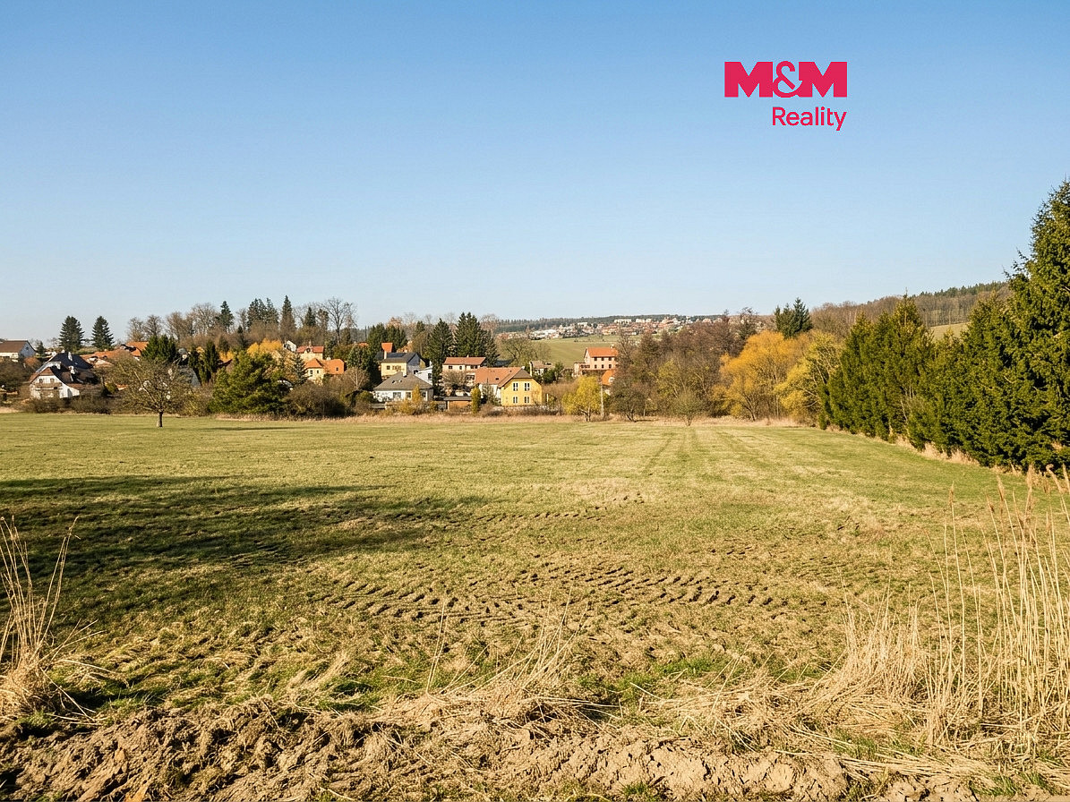 Prodej stavebního pozemku 3 266 m²