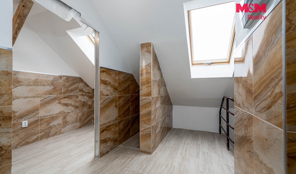 Prodej nájemního domu, činžáku 870 m², Kladno – náhled fotky 25