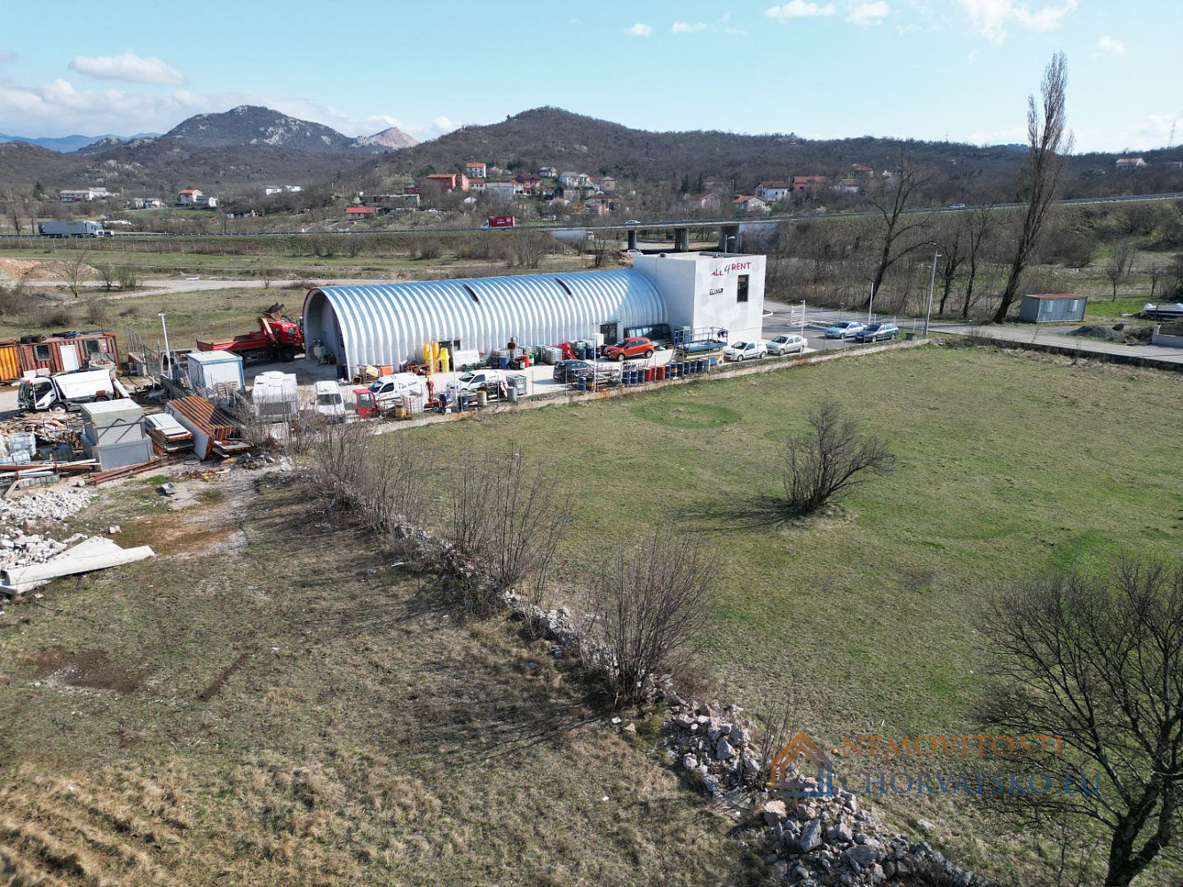 Prodej stavebního pozemku 5 083 m² – pohled 4