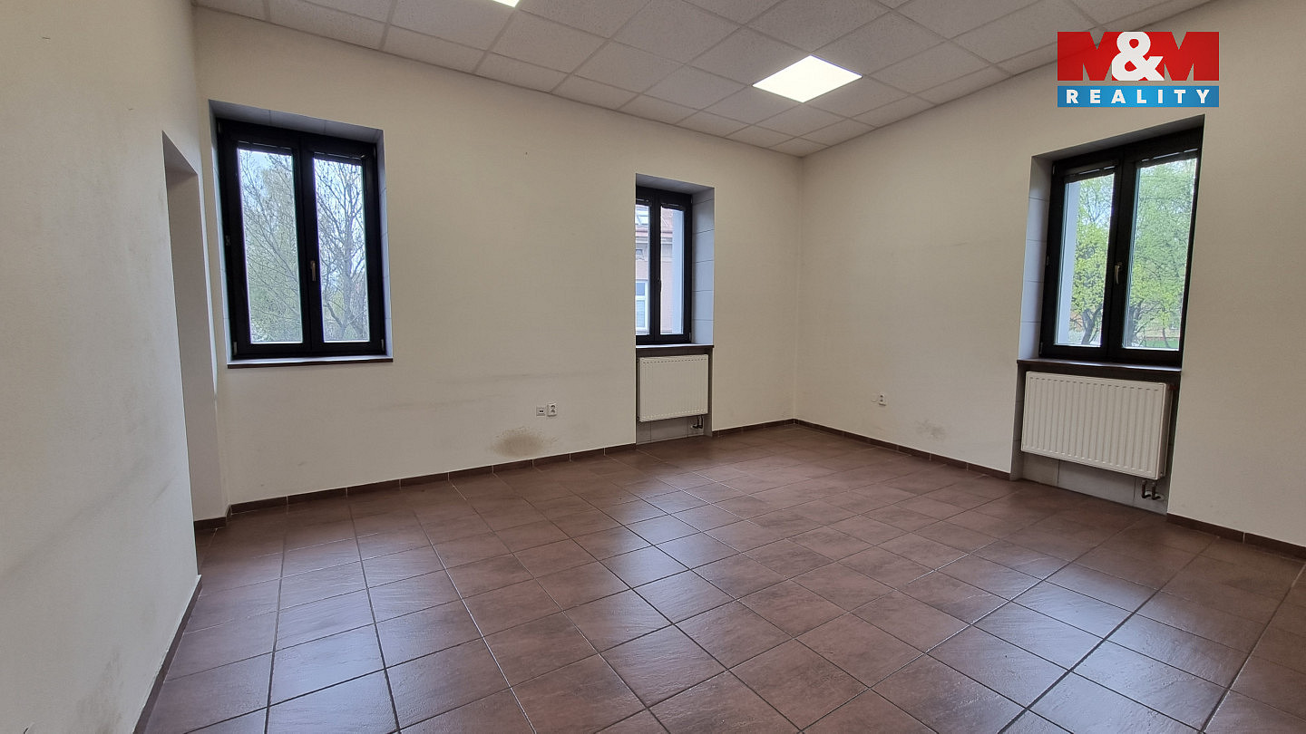 Pronájem kanceláře 89 m² – fotografie 2