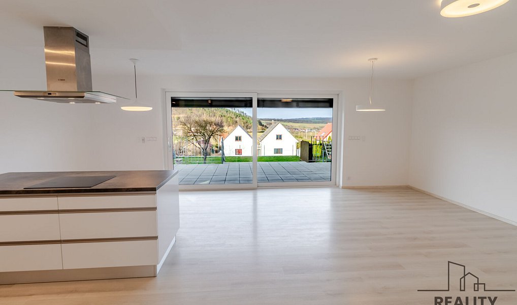 Prodej domu 191 m² s pozemkem 938 m², Všechovice – náhled fotky 2