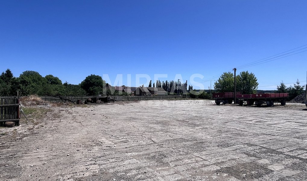 Pronájem komerčního pozemku 3 325 m², Žerčice – náhled fotky 6