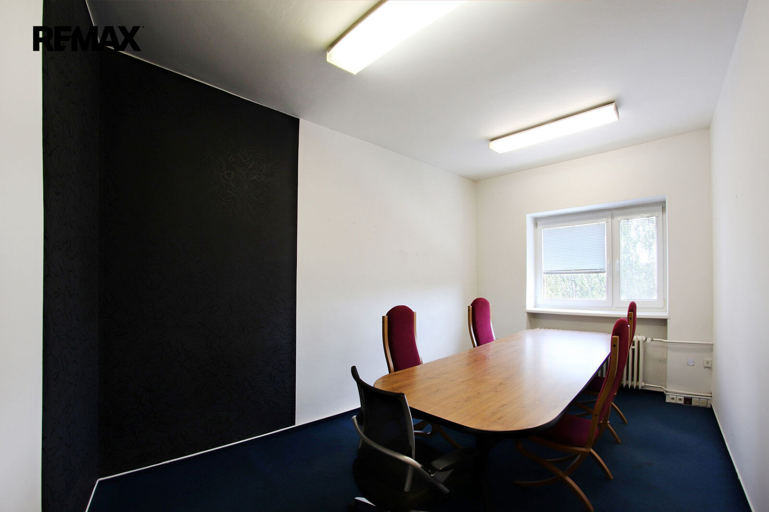 Pronájem kanceláře 27 m² — photo 2