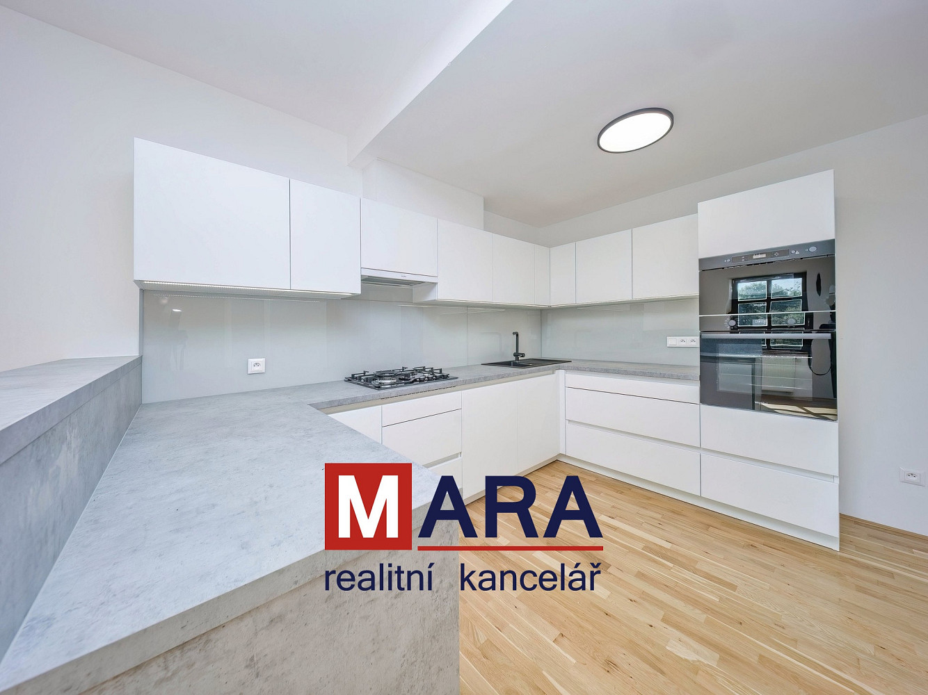Prodej domu 332 m² s pozemkem 202 m² — photo 5