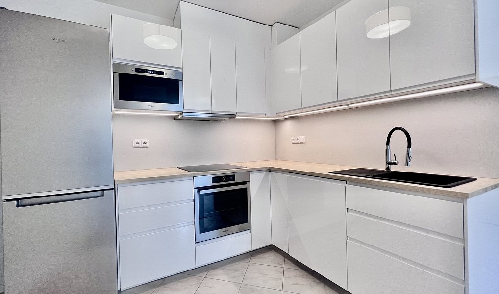 Pronájem bytu 2+kk 49 m², Praha – náhled fotky 3