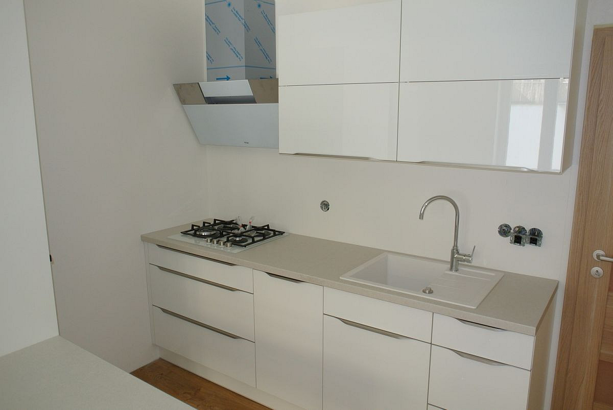Pronájem bytu 2+kk 46 m² – fotografie 2