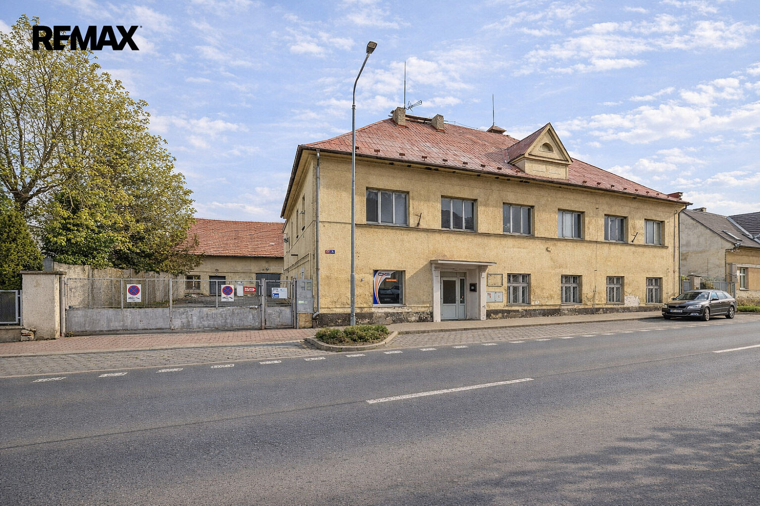 Pronájem výrobních prostor 1 270 m²