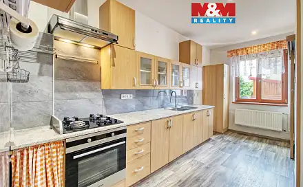 Prodej domu 252 m² s pozemkem 213 m², Palachova, Chomutov