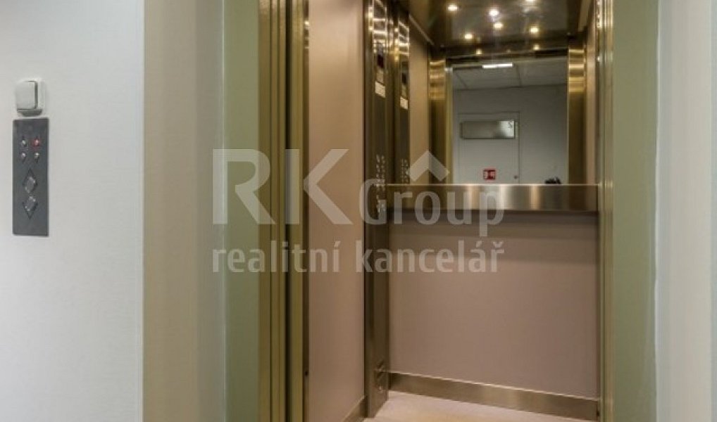 Pronájem kanceláře 15 m², Praha – náhled fotky 7