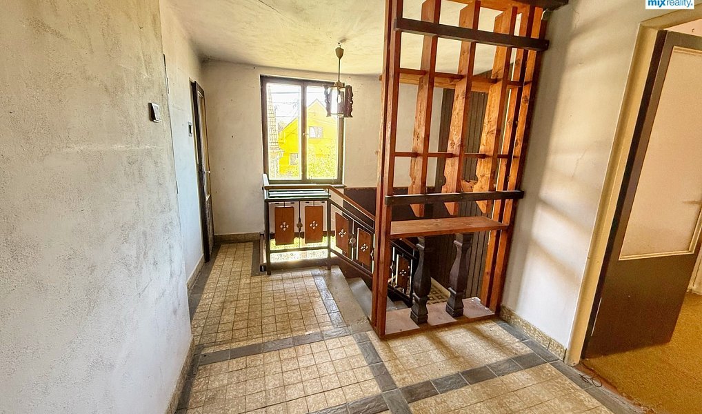 Prodej domu 170 m² s pozemkem 577 m², Mrákov – náhled fotky 28