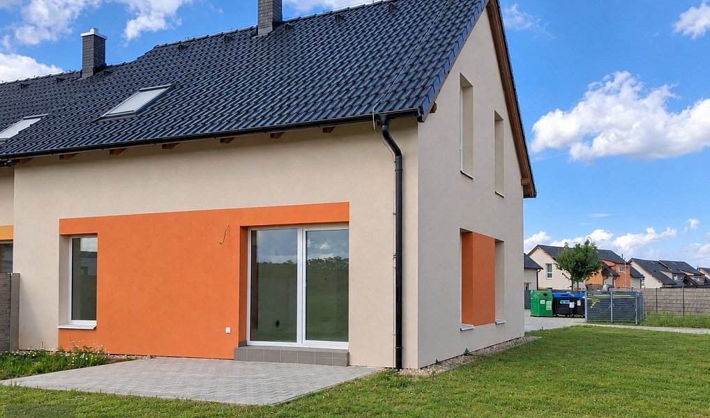 Prodej domu 108 m² s pozemkem 293 m², Nehvizdy – náhled fotky 2