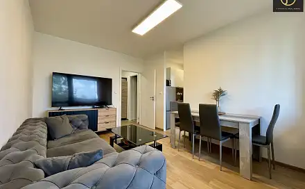 Pronájem bytu 2+kk 35 m², Hvězdova, Praha 4 - Nusle