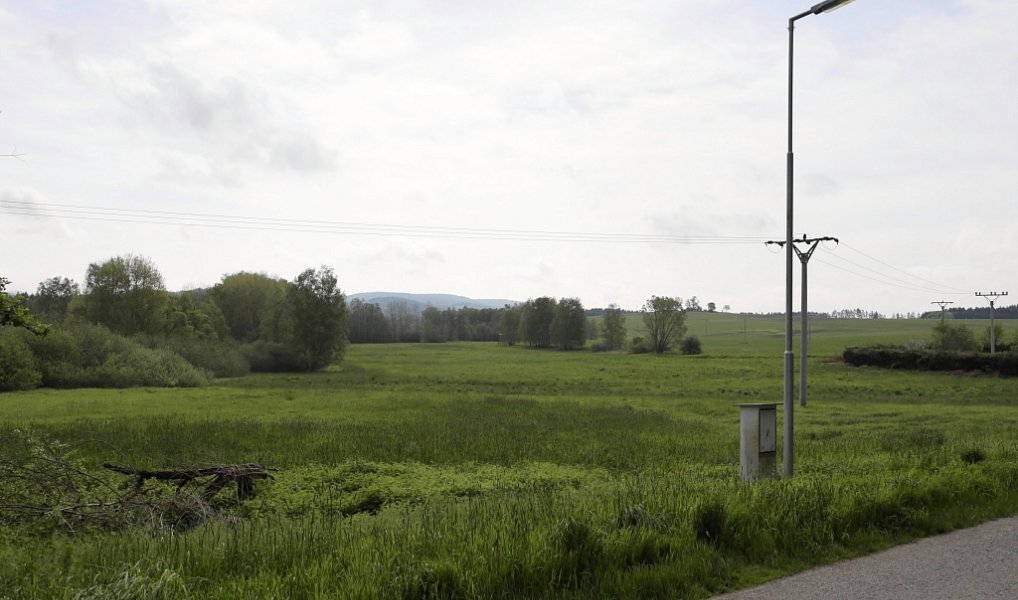 Prodej stavebního pozemku 48 837 m², Malonty – náhled fotky 2