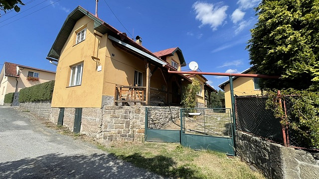 Prodej domu 70 m² s pozemkem 338 m² – fotografie 2