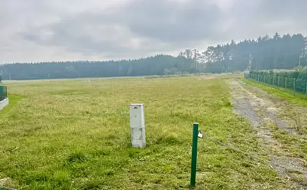 Prodej stavebního pozemku 2 297 m², Příbram - Orlov